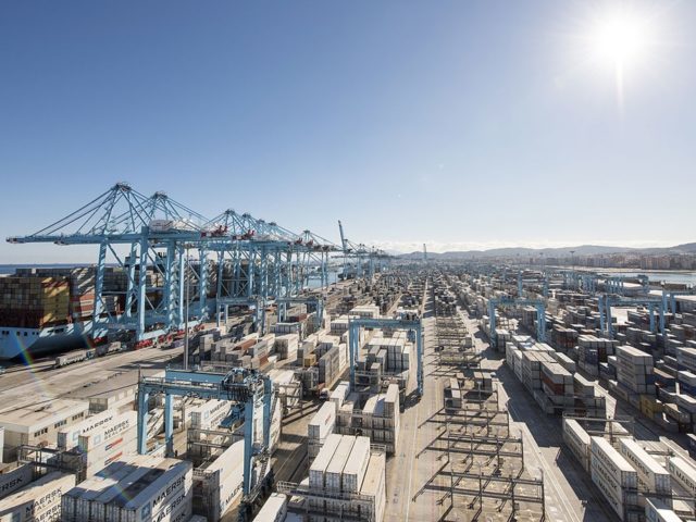 http://www.uscargoline.com/wp-content/uploads/2017/07/5-3-harbour-800x480-640x480.jpg